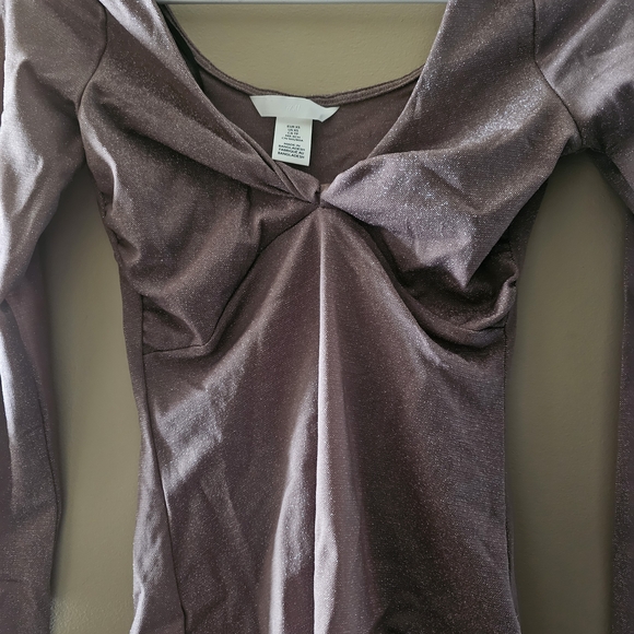 NWOT H&M Glittery Twist Top Detail (Set of 2) - Picture 5 of 9